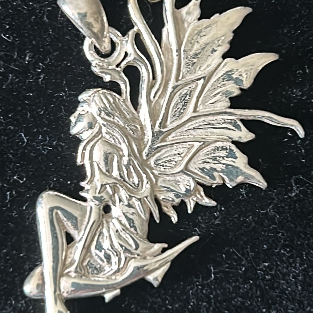 Amy Brown Birth of Magic pendant - Picture 2 of 4